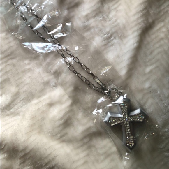 Necklace - Picture 3 of 3